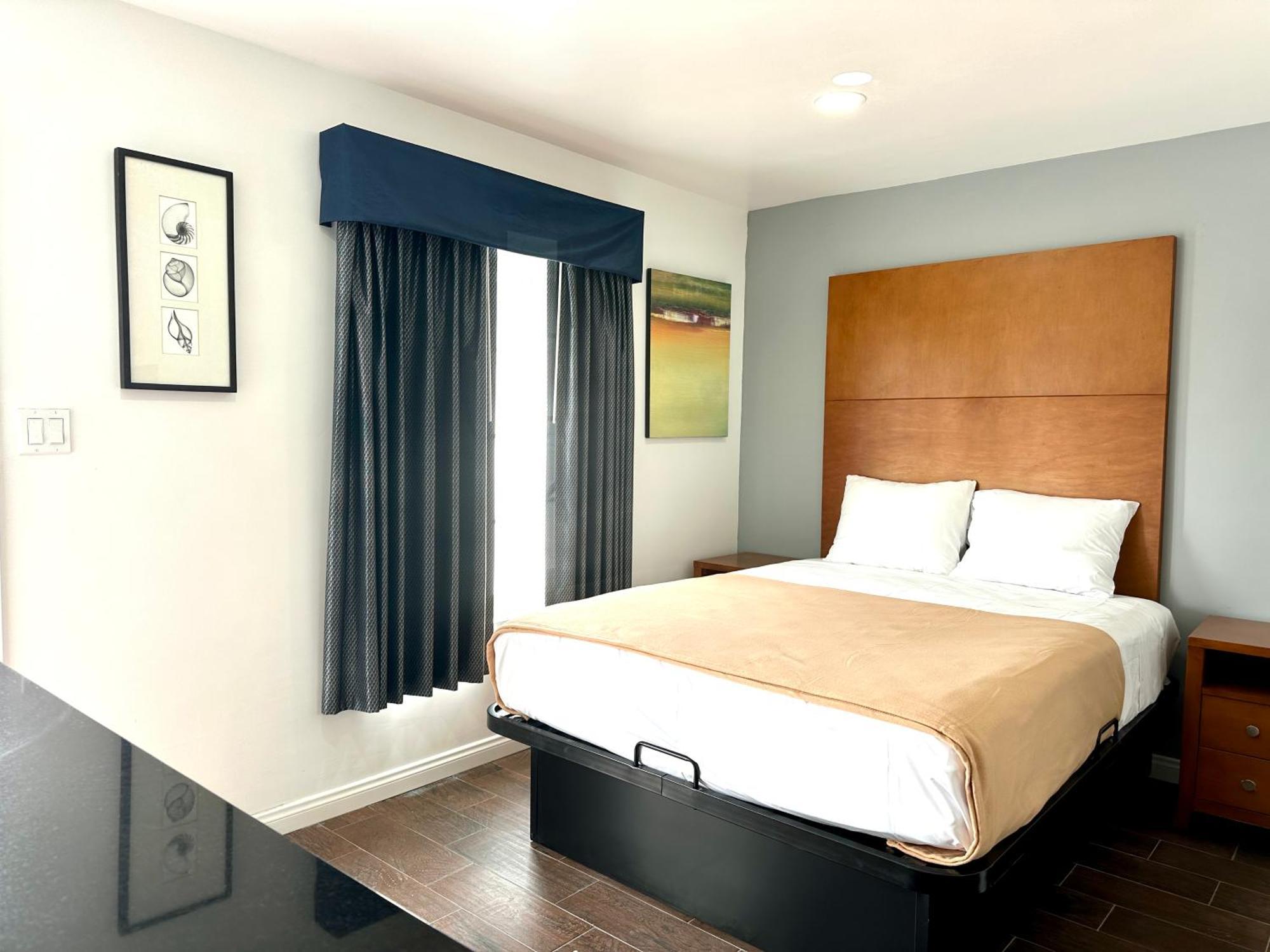 Oceanside Inn & Suites Bagian luar foto