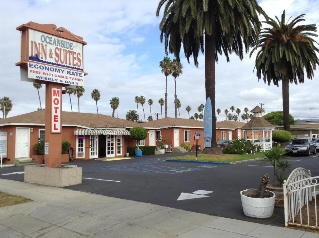 Oceanside Inn & Suites Bagian luar foto