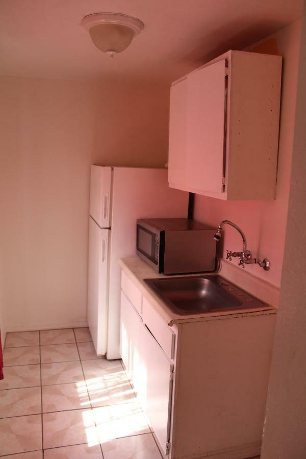 Oceanside Inn & Suites Bagian luar foto